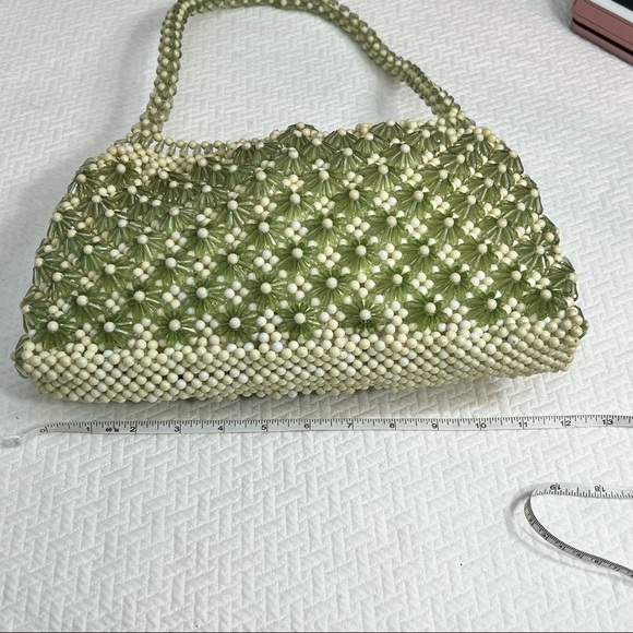 ❤️SOLD❤️Vintage Hand made Green/Beige Beaded Shoulder bag - Picture 8 of 11